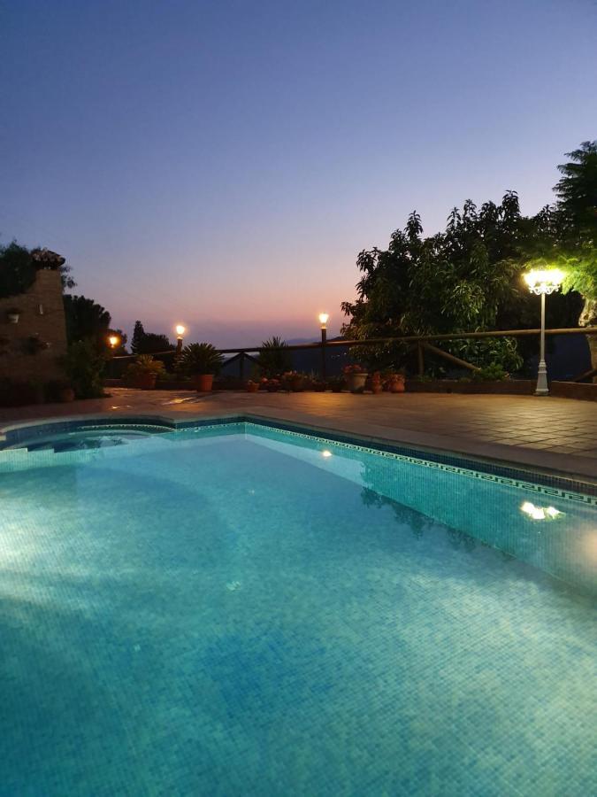 Villa Cortijo La Rijana Sayalonga Exterior foto